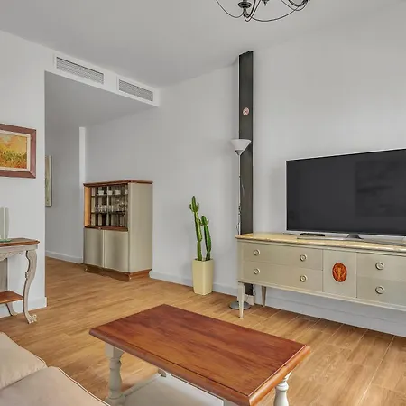 Charming Frontaura Patio By Ele *