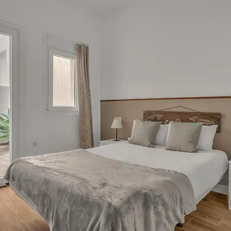 Lejlighed Charming Frontaura Patio By Ele *